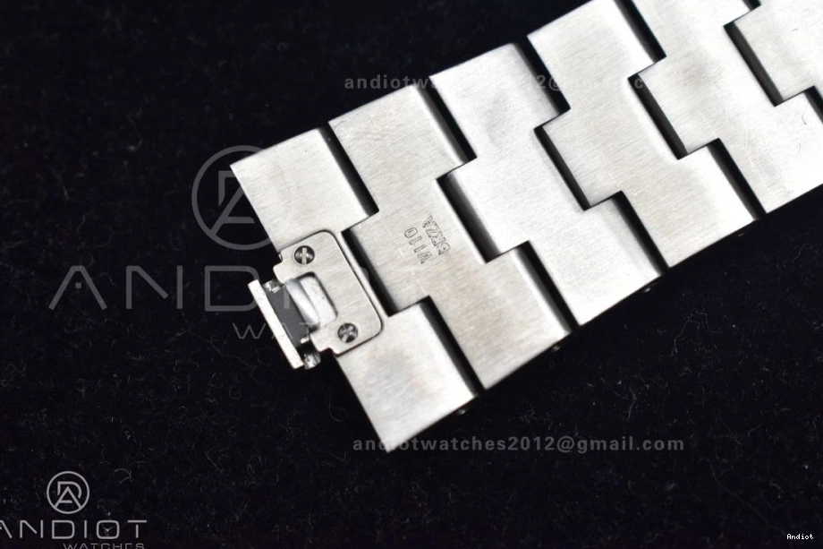 Silver 4500V Best Overseas Dial 924 SS 1:1 ZF TravelReady SS on Bracelet Edition A 0704